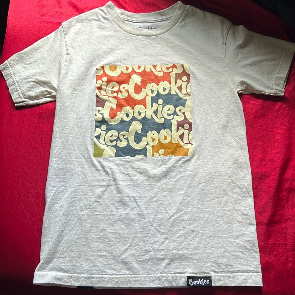 Cookies T-shirt. Size small